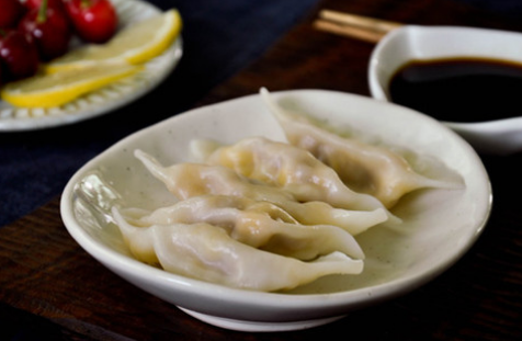 饺子要蒸多久_饺子蒸要多久熟_饺子蒸要冷水还是热水