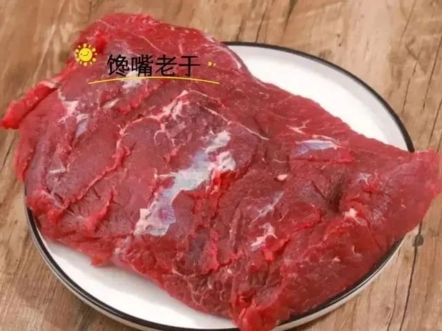 牛肉和牛腩怎么区分_牛腩和牛肉的区别_牛肉和牛腩哪个贵价格不一样