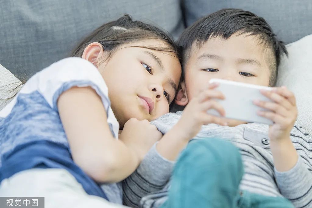 青少年对手机上瘾吗_手机对青少年的危害有哪些_青少年用手机的危害