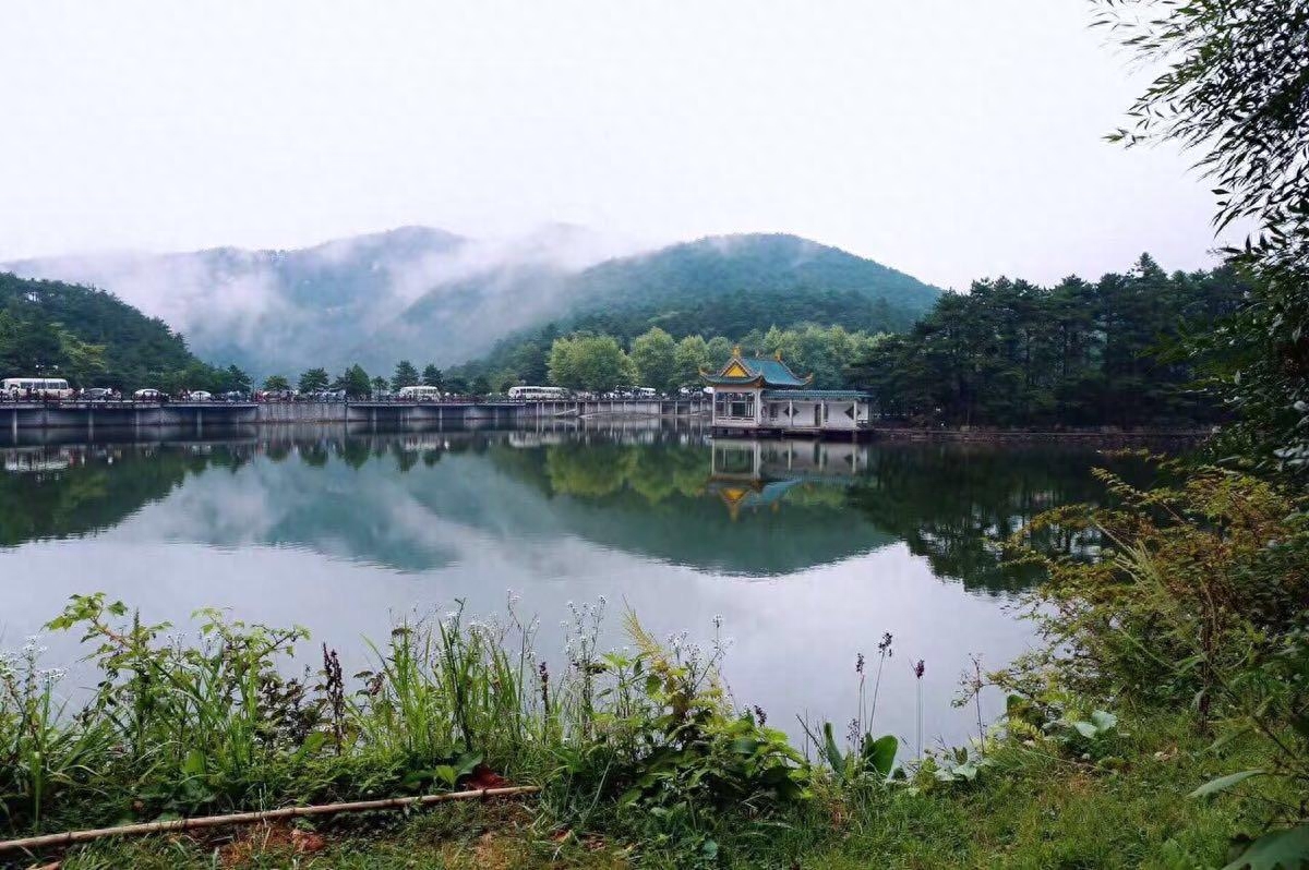 庐山瀑布最佳观赏季节_庐山瀑布在哪里看好_庐山瀑布最佳观赏时间