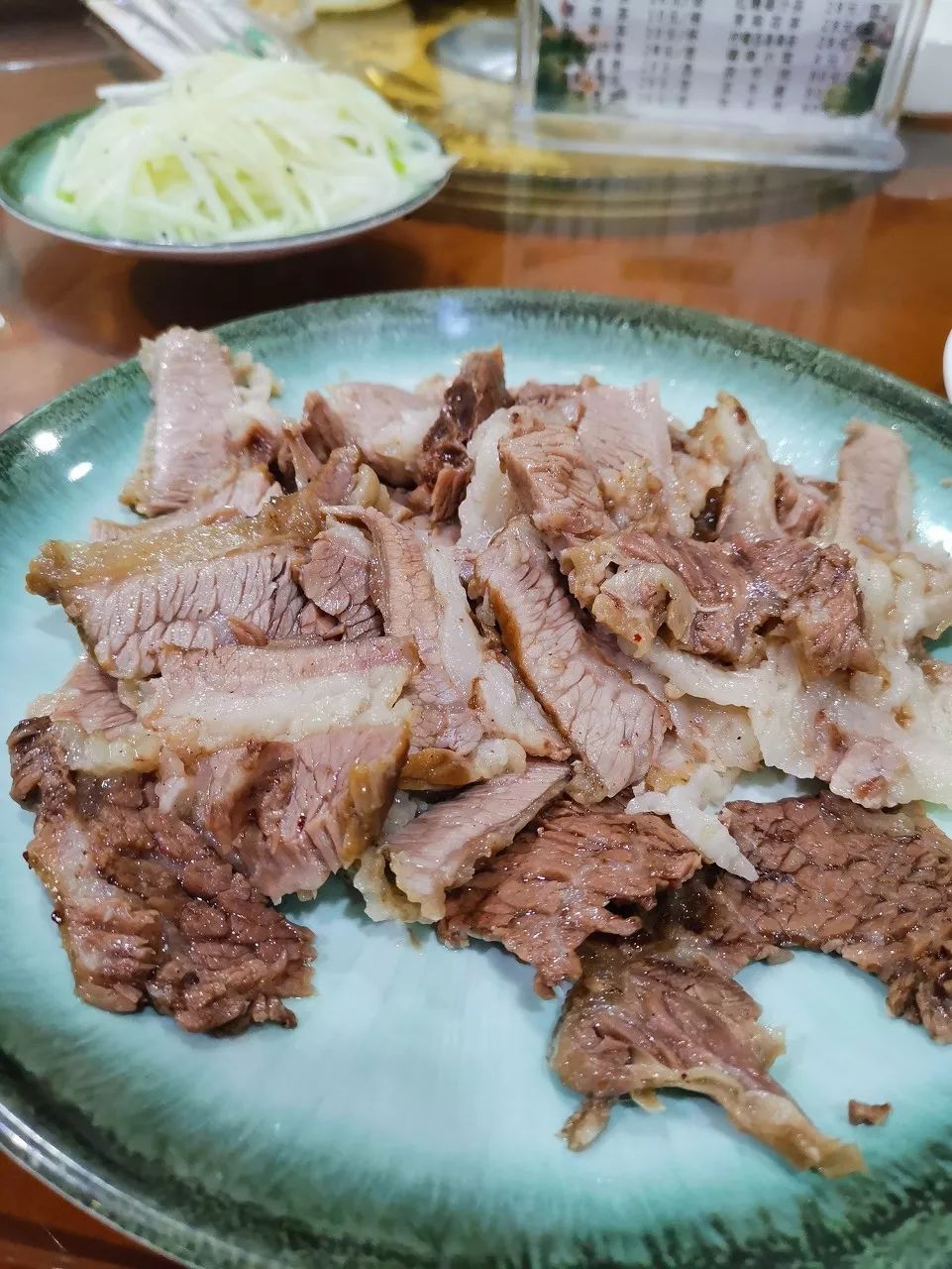 好吃肉羊头做法视频_羊头肉怎么做好吃_羊肉头怎么做