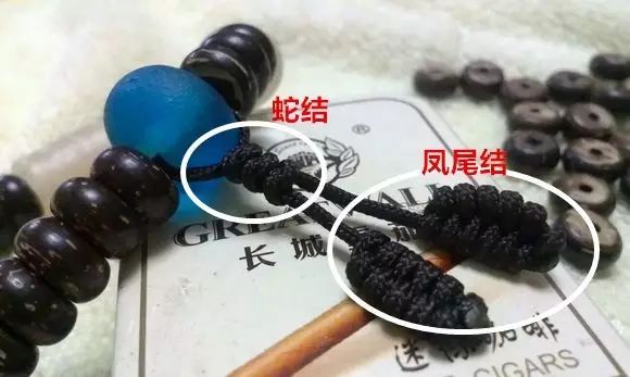 串珠子手链怎么打结视频_手珠串怎么打结图解_串珠打结视频教程