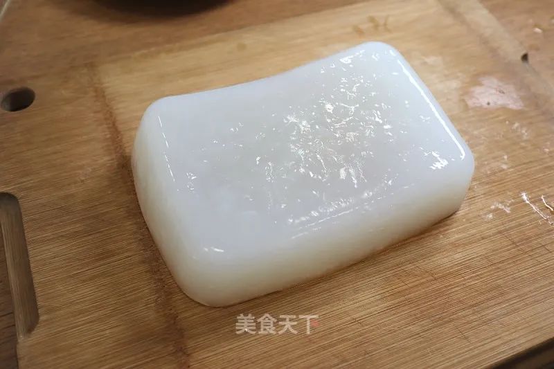 土豆粉做凉粉视频教程_土豆粉做凉粉的方法_土豆粉凉粉做软了怎么办