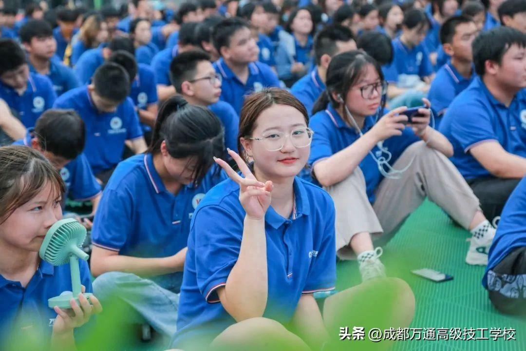 男孩子学什么技术有前途_学技术男生_前途男学技术孩子有出息吗