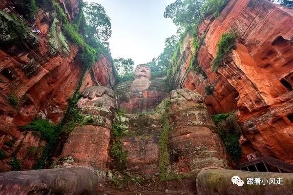 九寨沟成都多远_成都到九寨沟怎么走_九寨沟到成都的路好走吗